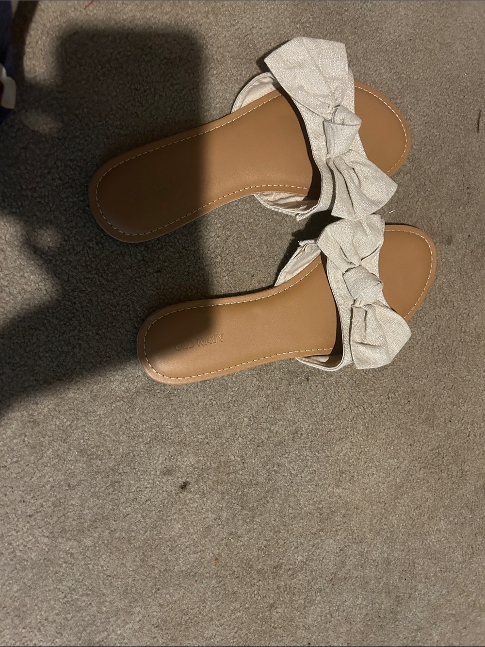 Old Navy Cream Bow Slide Sandals